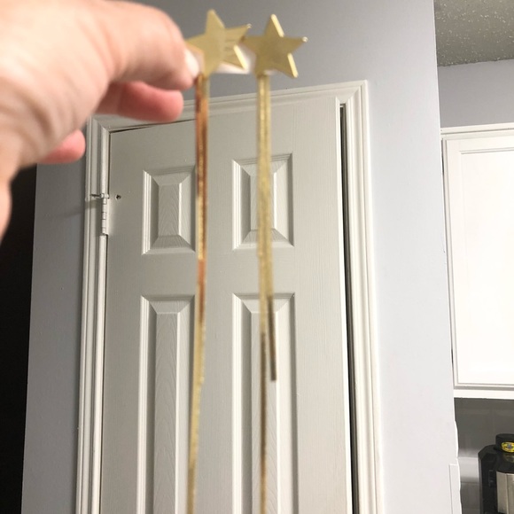 14 k gold plated long Star Earrings - Picture 3 of 5